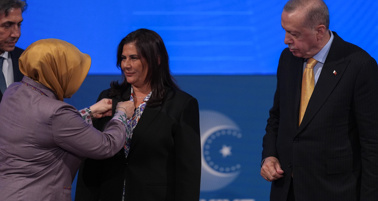 akpye gecmesi beklenen 2 chpli belediye bellioldu PXpHPd4j