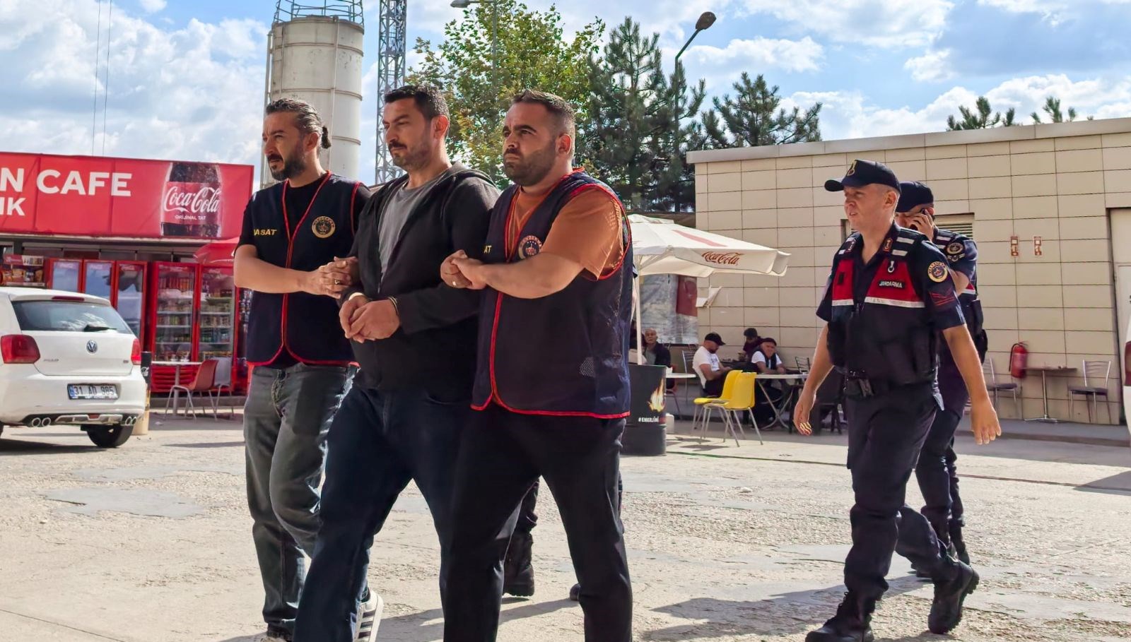 feto hukumlusu eski infaz koruma memuru bursada yakalandi p1izLqPH