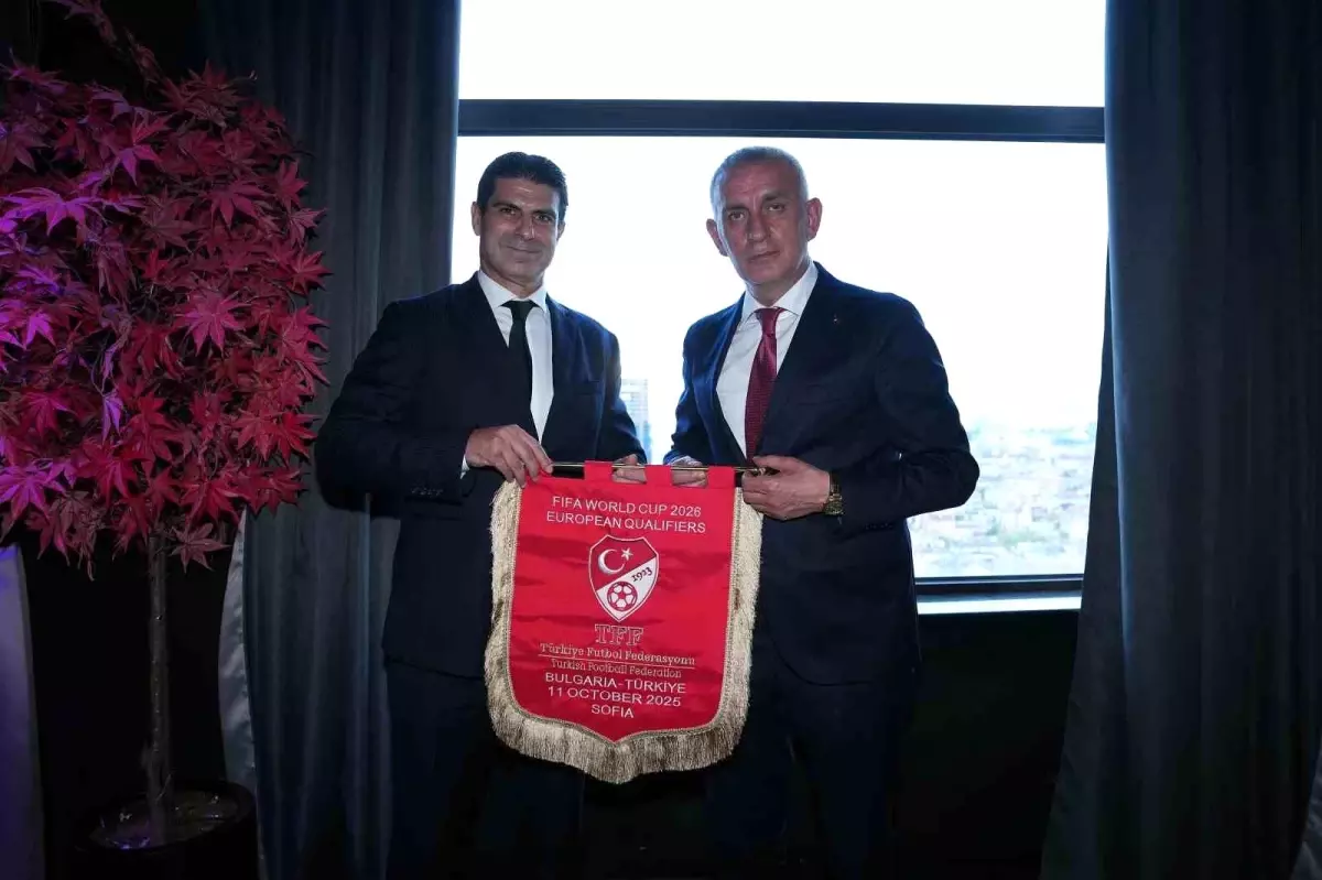 a milli takim icin bulgaristanda resmi mac yemegi duzenlendi 8k67DmAs