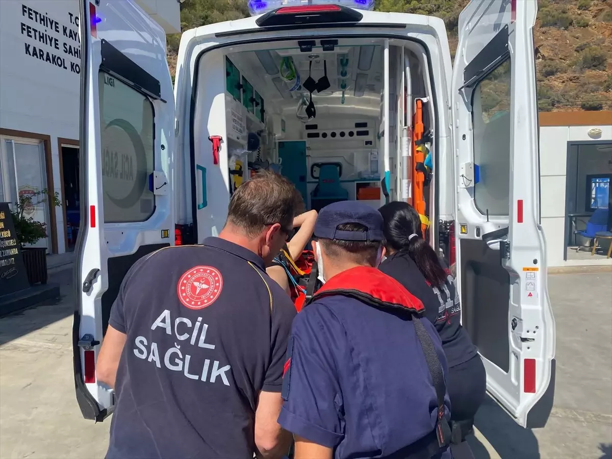 fethiye aciklarinda ticari yatta yaralanan kisi hastaneye kaldirildi IcXJPufA