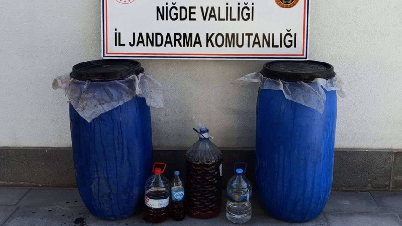 nigde 322 litre el yapimi icki ele gecirildi lCp7gDKy.jpg