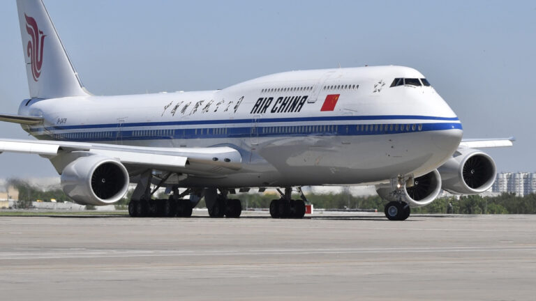 cin-ve-boeing-arasinda-200-ucaklik-dev-anlasma-cHJiTK5w