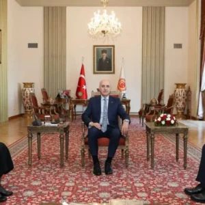 İmralı Heyeti ve TBMM Başkanı Kurtulmuş Arasında Önemli Görüşme