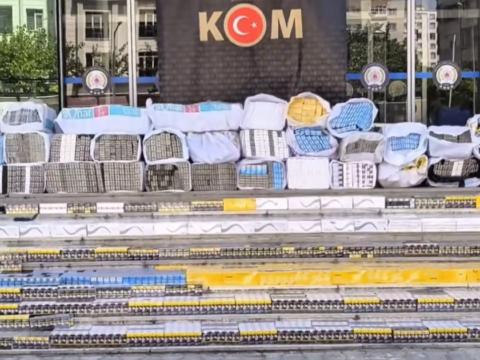 Sanliurfada kacak sigara operasyonu j5ODk6mA