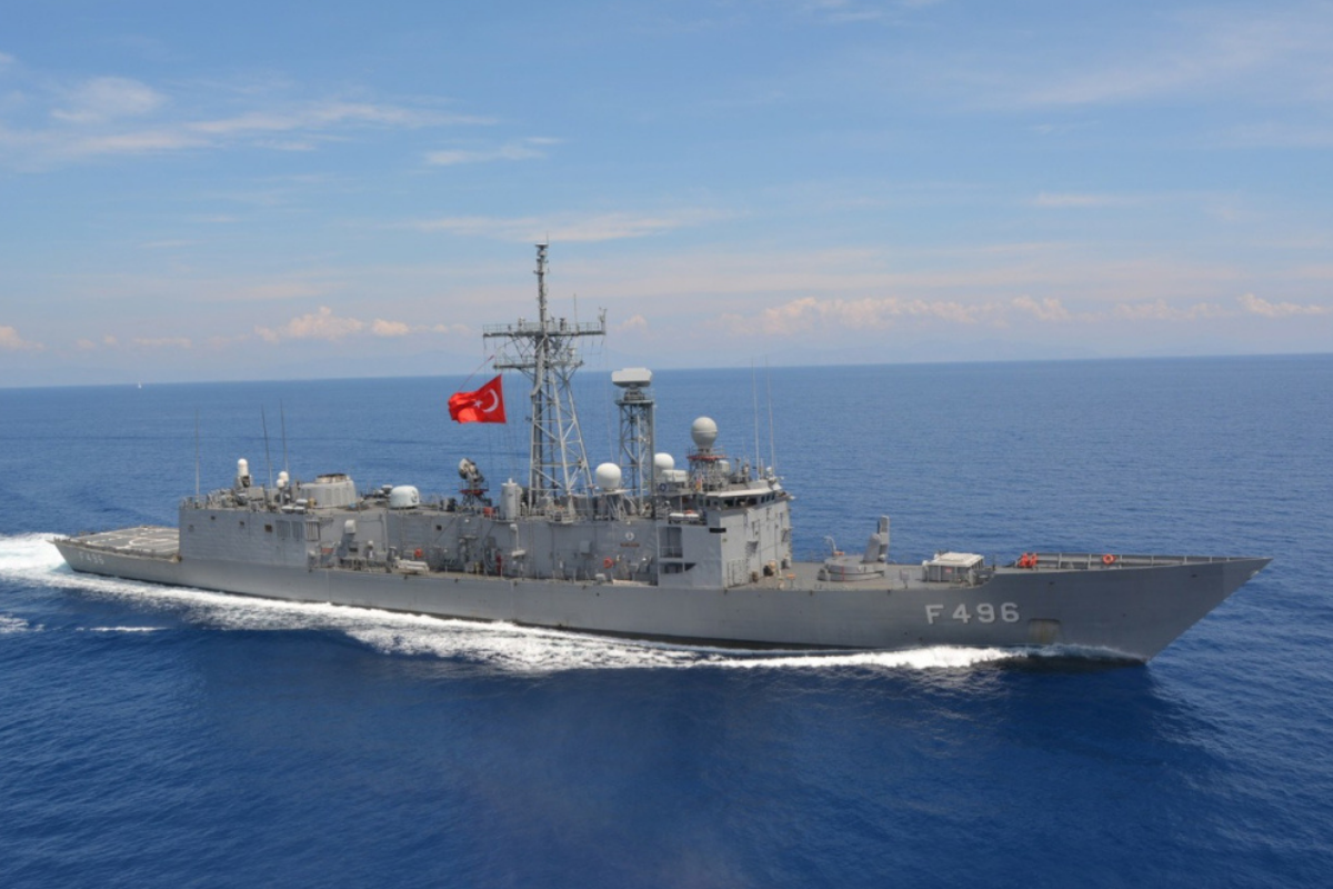 Turk savas gemileri kktcnin girne turizm limaninda halkin ziyaretine acildi AWM6pZlT